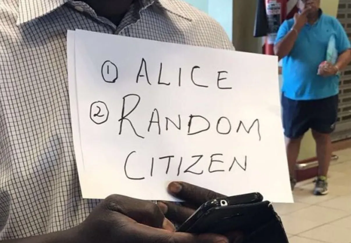 Random Citizen at the airpor