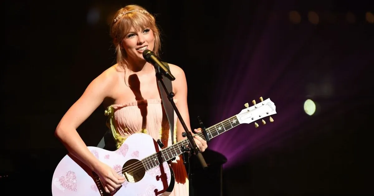 Taylor Swift performs during the TIME 100 Gala 2019 Dinner 