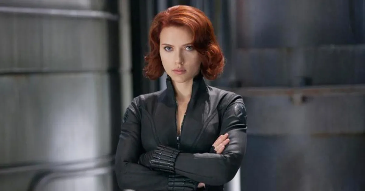 scarlett johansson as the black widow in the avengers