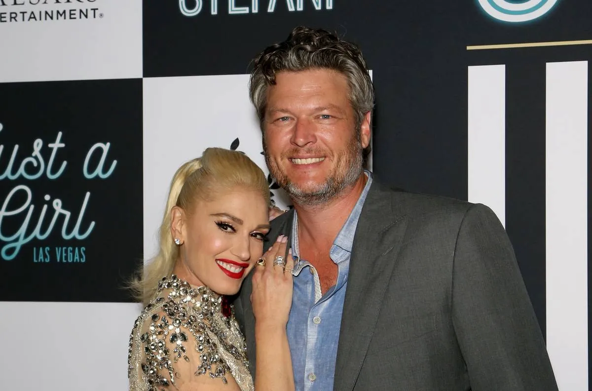 Shelton Says Stefani Saved His Life