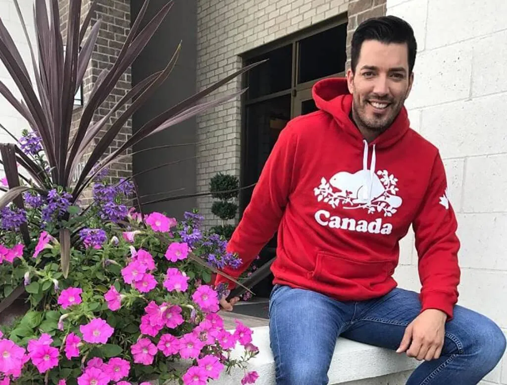 instagram-mrsilverscott-canada-shirt-768x768-15764